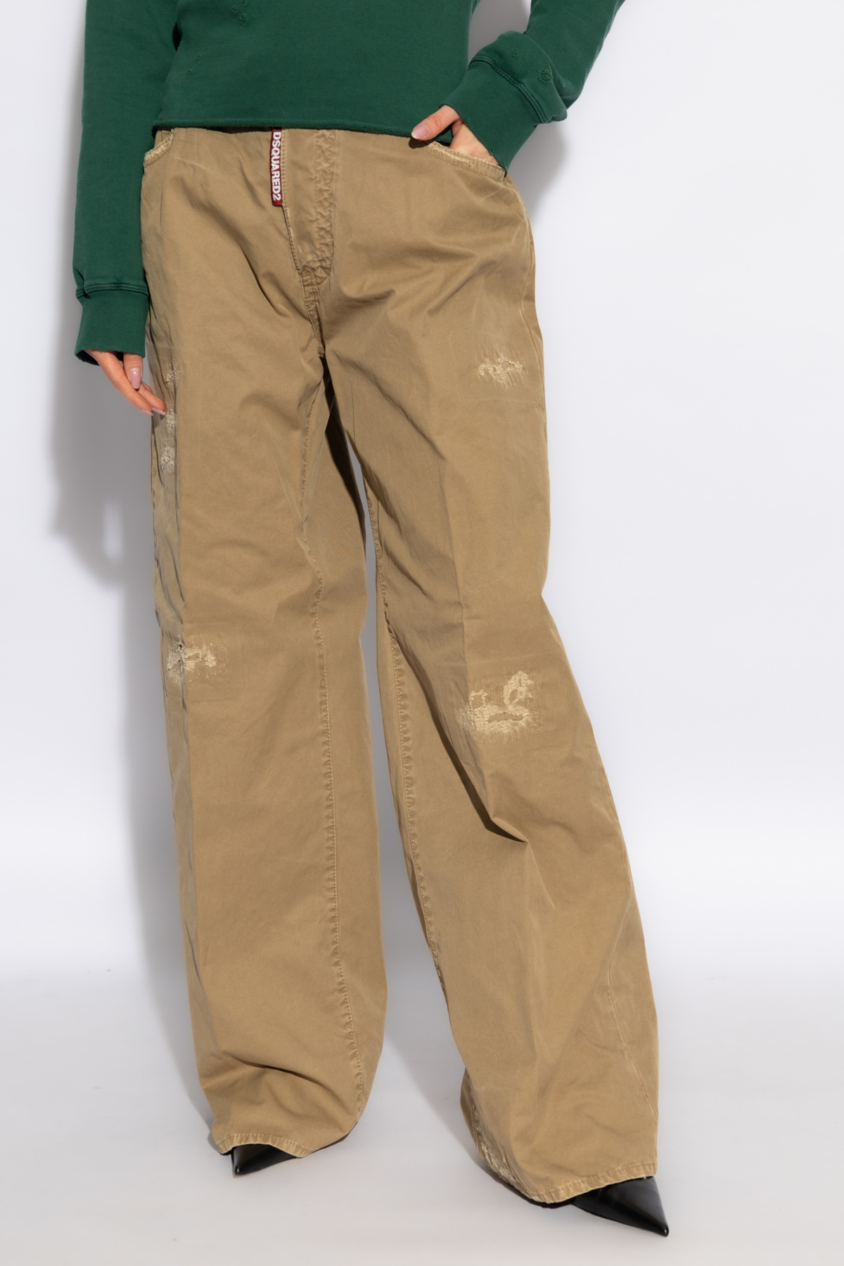 Trousers with pockets