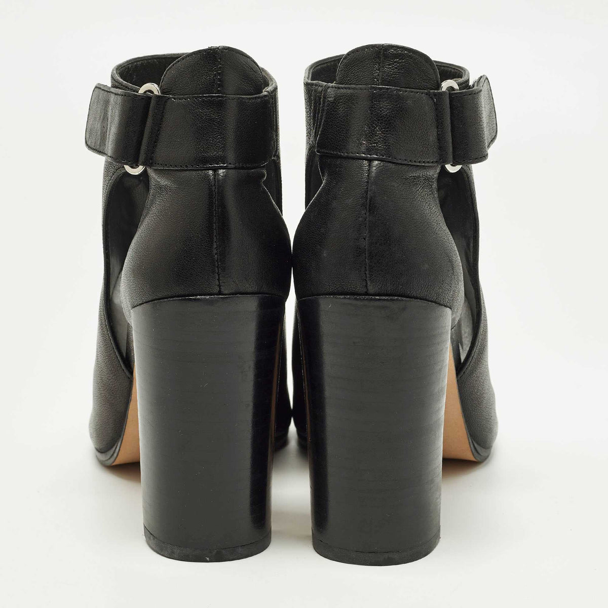 Stuart Weitzman Openhouse Size 39 Black Leather Ankle Length Boots