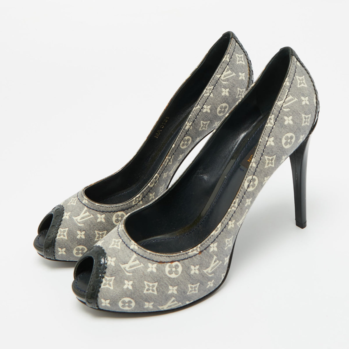 Louis Vuitton Blue Mini Lin Monogram Canvas and Patent Leather Peep Toe Pumps Size 39.5