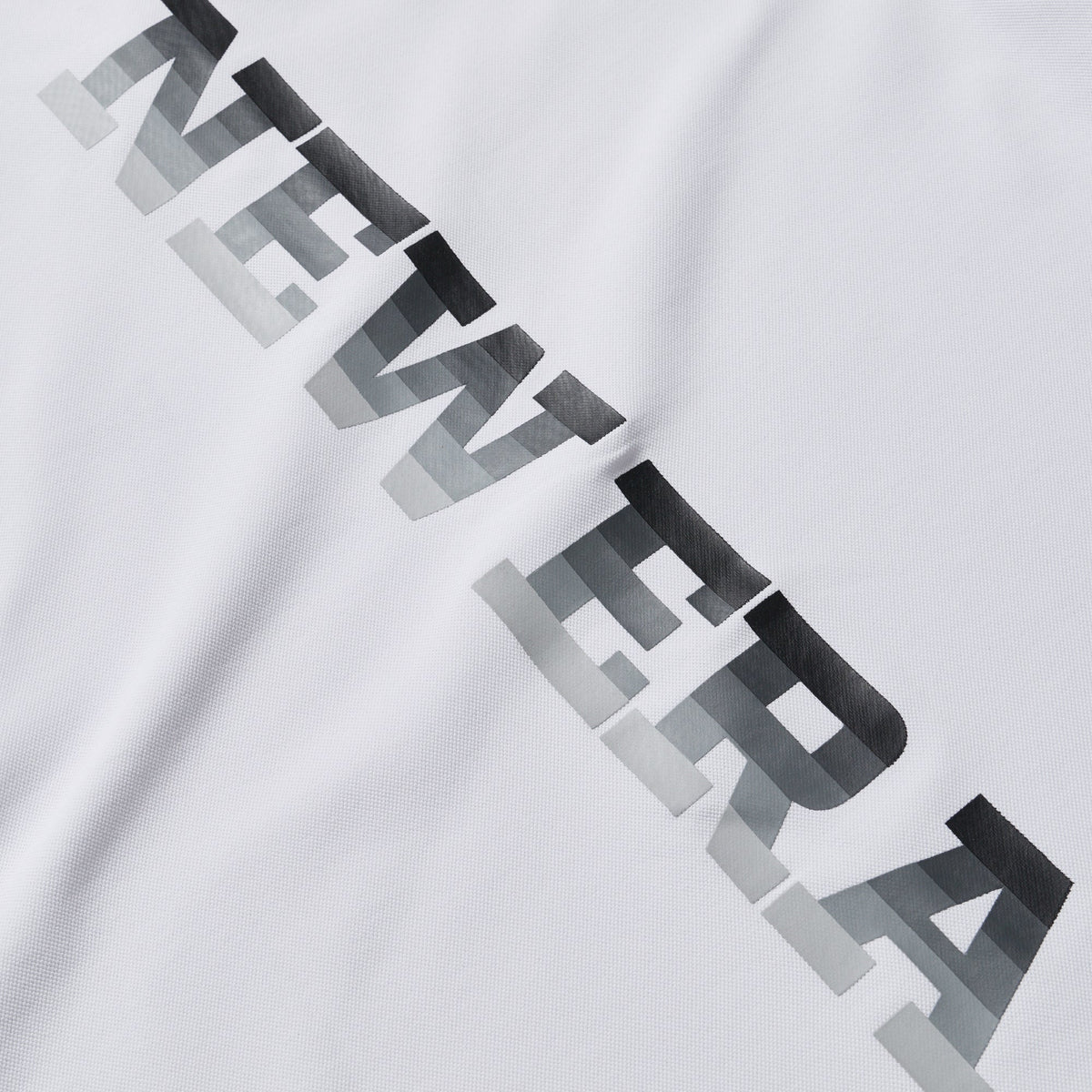 半袖 ポロシャツ 鹿の子 Vertical Logo ホワイト | ゴルフ