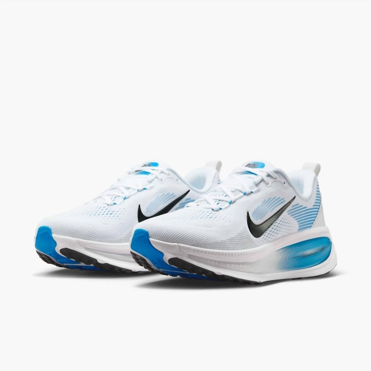 Men's Vomero 18 Road Running Shoes In White/blue Hero/black