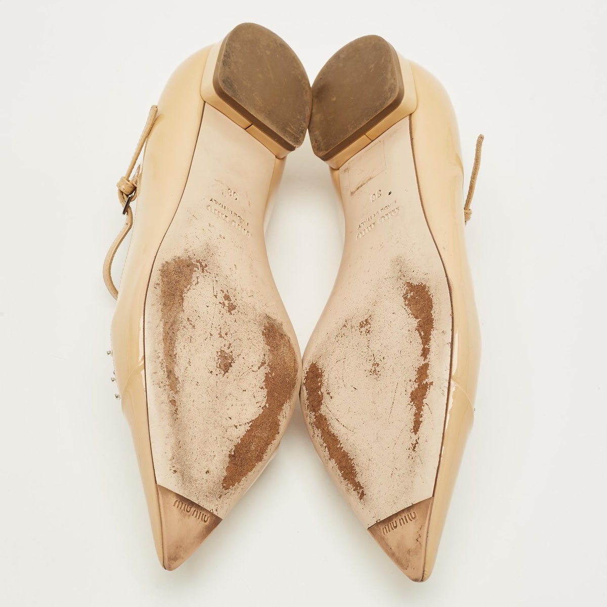 Miu Miu Size 36 Beige Patent Leather Ballet Flats