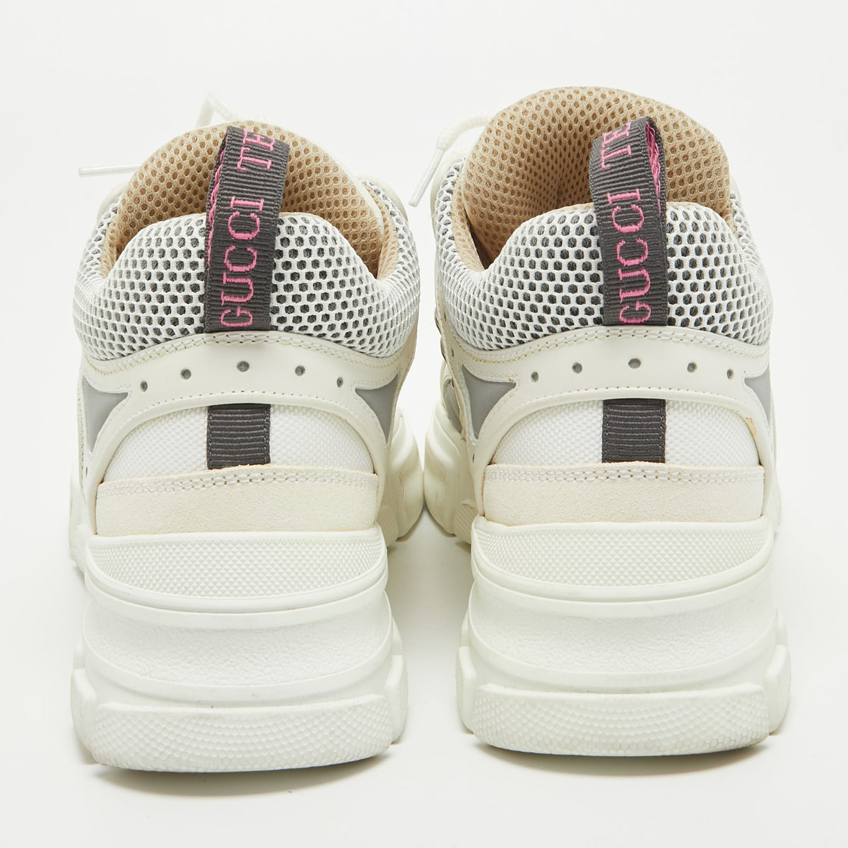 Gucci Flashtrek Size 39.5 White Canvas  Mesh and Rubber Low Top Sneakers