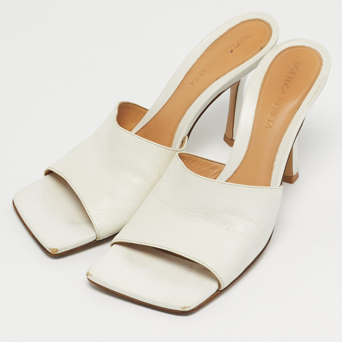 Bottega Veneta Lido Size 36.5 White Leather Slide Sandals