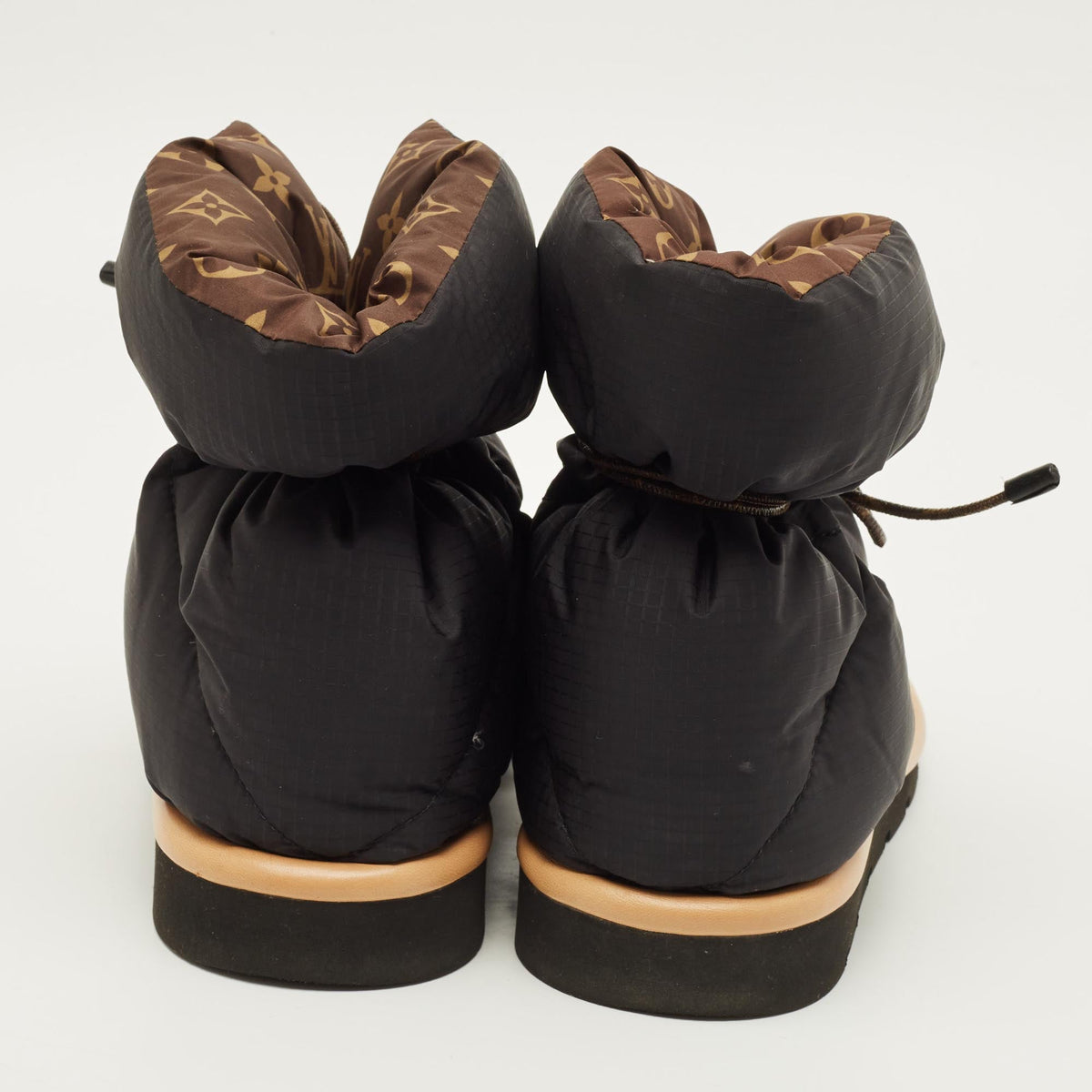 Louis Vuitton Pillow Size 36 Black/Green Nylon Ankle Length Boots