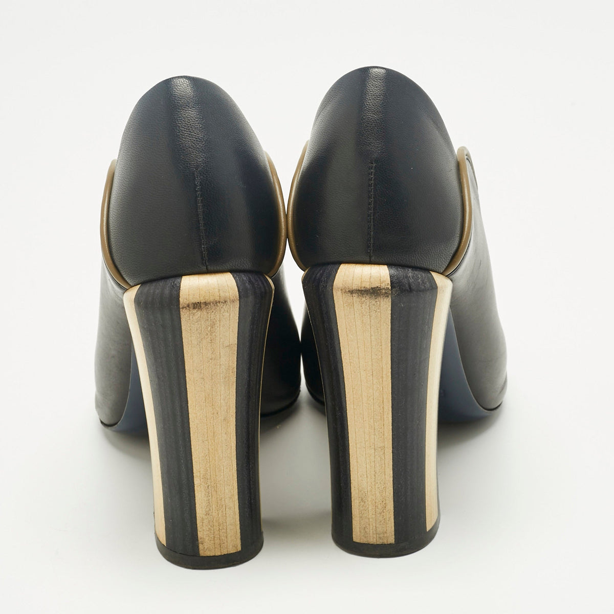 Fendi Black Leather Scallop Lined Peep Toe Pumps Size 37