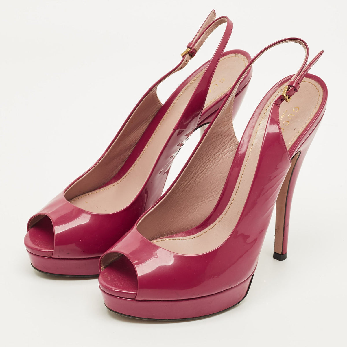 Gucci Size 39.5 Red Patent Leather Peep Toe Slingback Pumps