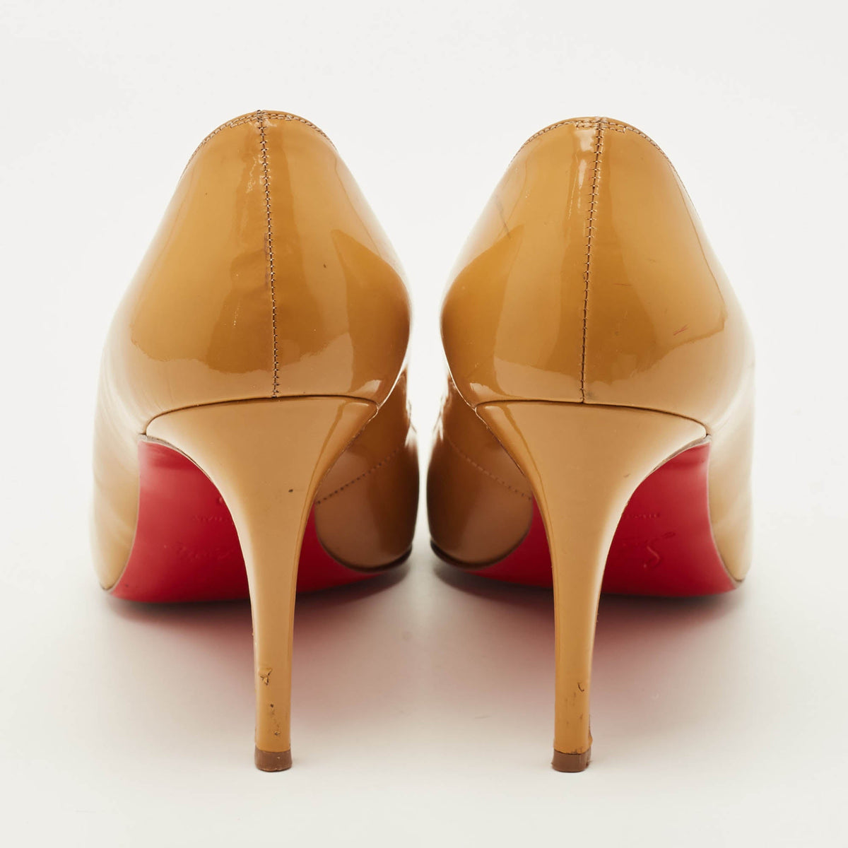 Christian Louboutin Simple Size 40 Beige Patent Leather Pumps