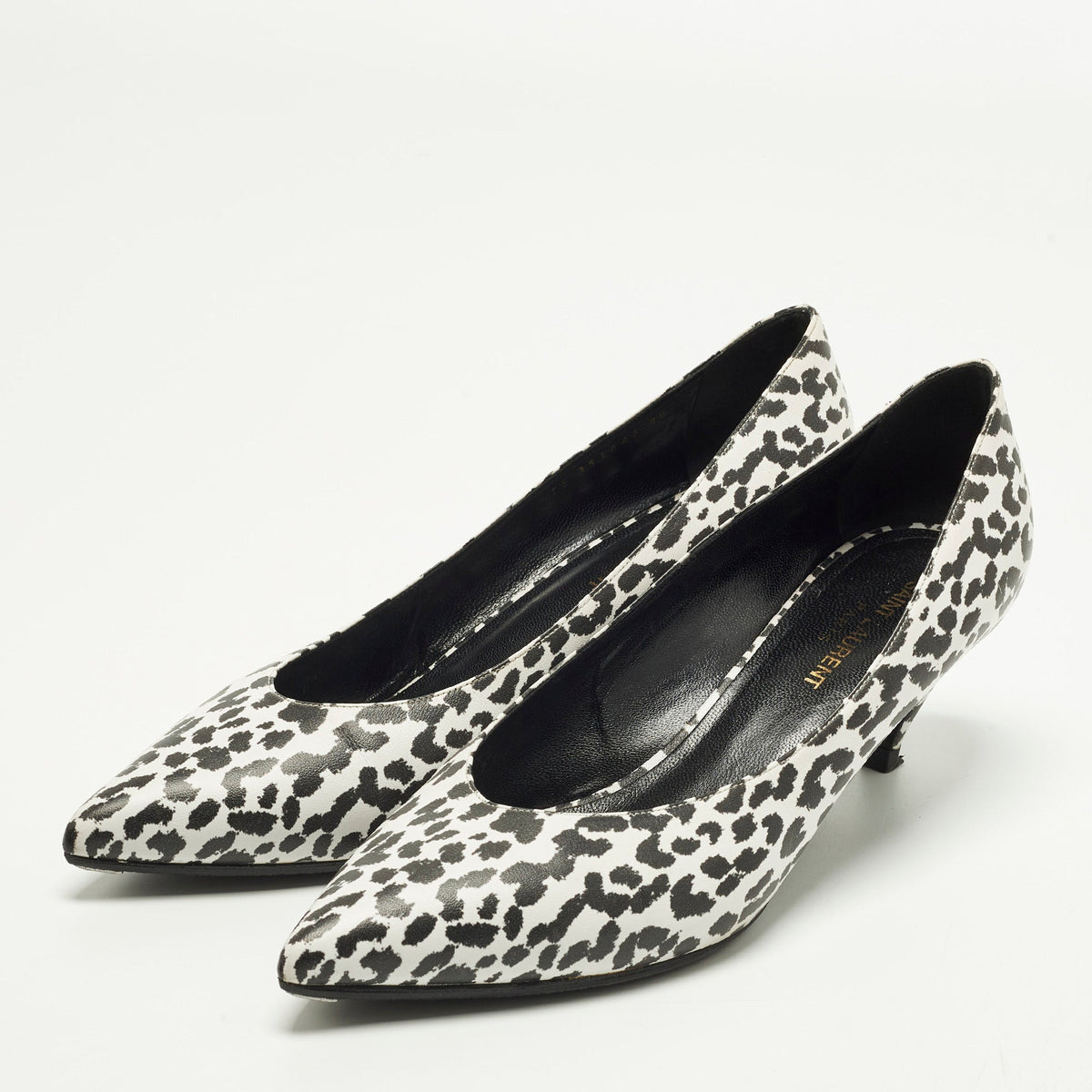 Saint Laurent Charlotte Size 40 Black/White Leather Pointed Toe Pumps