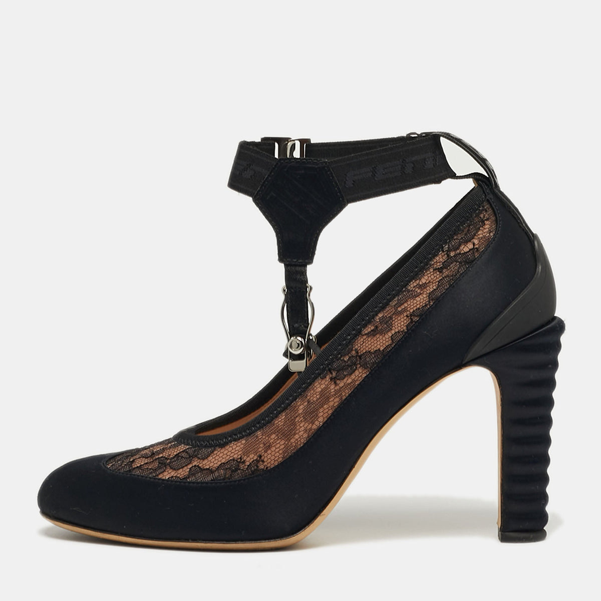 Fendi Promenade Size 39 Black Lace and Mesh Pumps