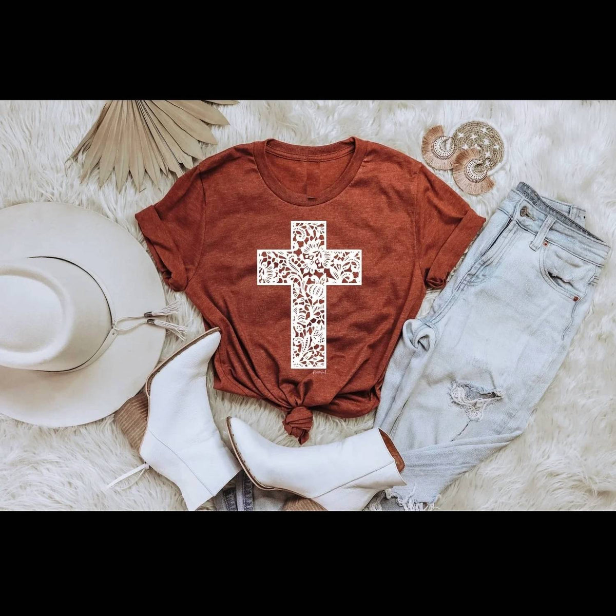 Lace Cross Tee In Rust