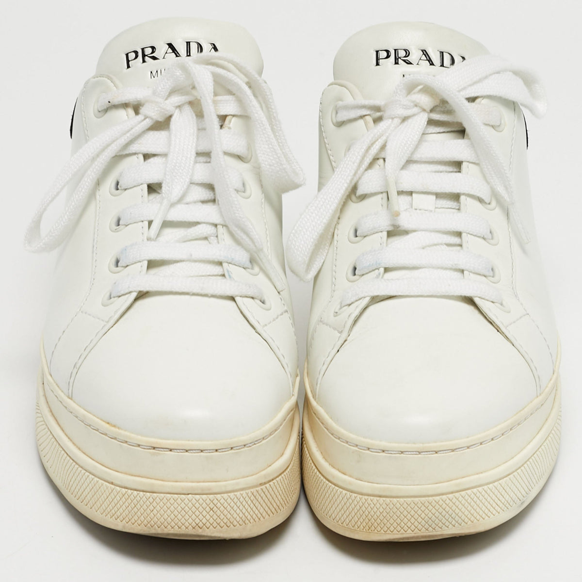Prada White/Black Leather Lace Up Low Top Sneakers Size 38.5