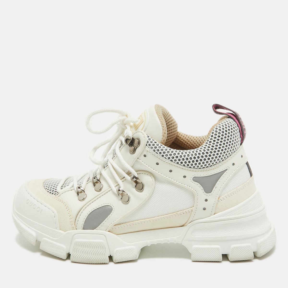 Gucci Flashtrek Size 39.5 White Canvas  Mesh and Rubber Low Top Sneakers