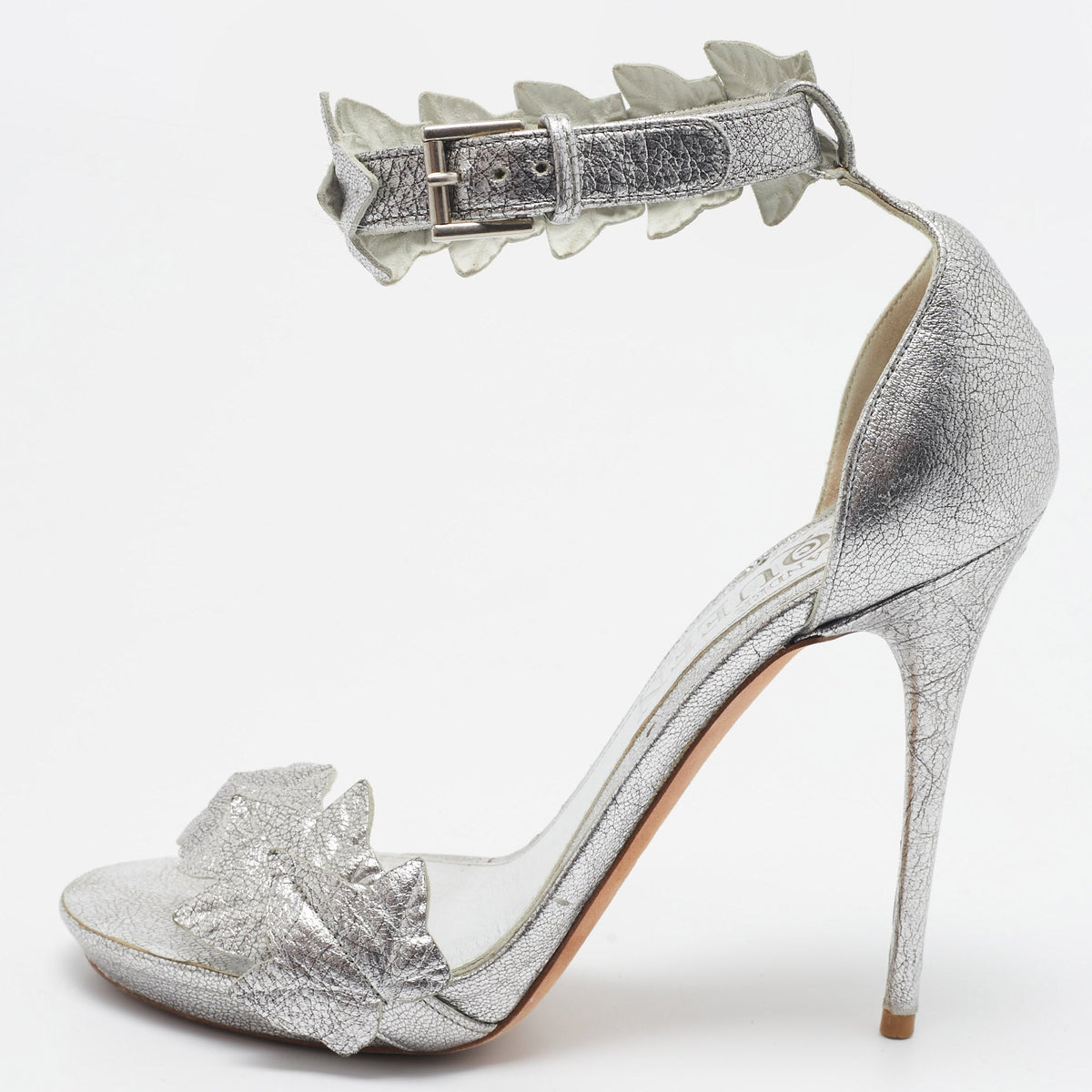 Alexander McQueen Metallic Silver Textured Leather Ivy Leaf Embellished Open Toe Sandals Size 36.5