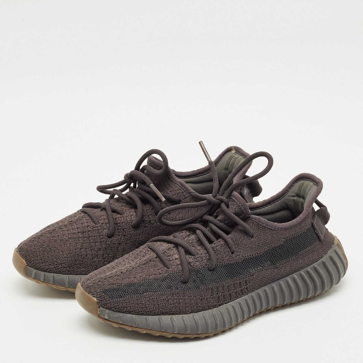 Yeezy x Adidas Black Knit Fabric Boost 350 V2 Cinder Sneakers Size 40