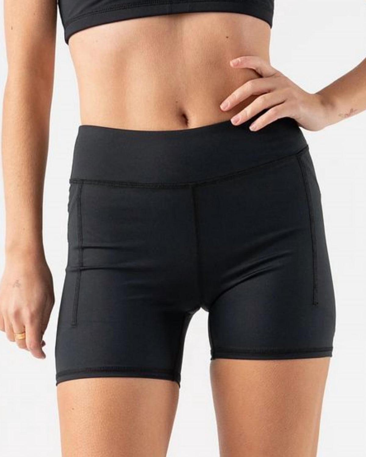 Women's Speed Leggy Shorts In Black