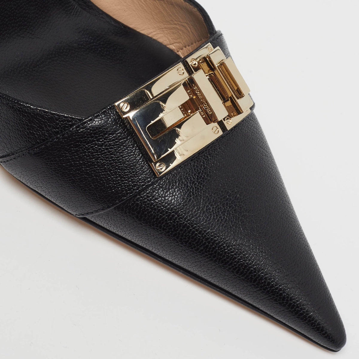 Tom Ford T Latch Size 40 Black Leather Slingback Pumps