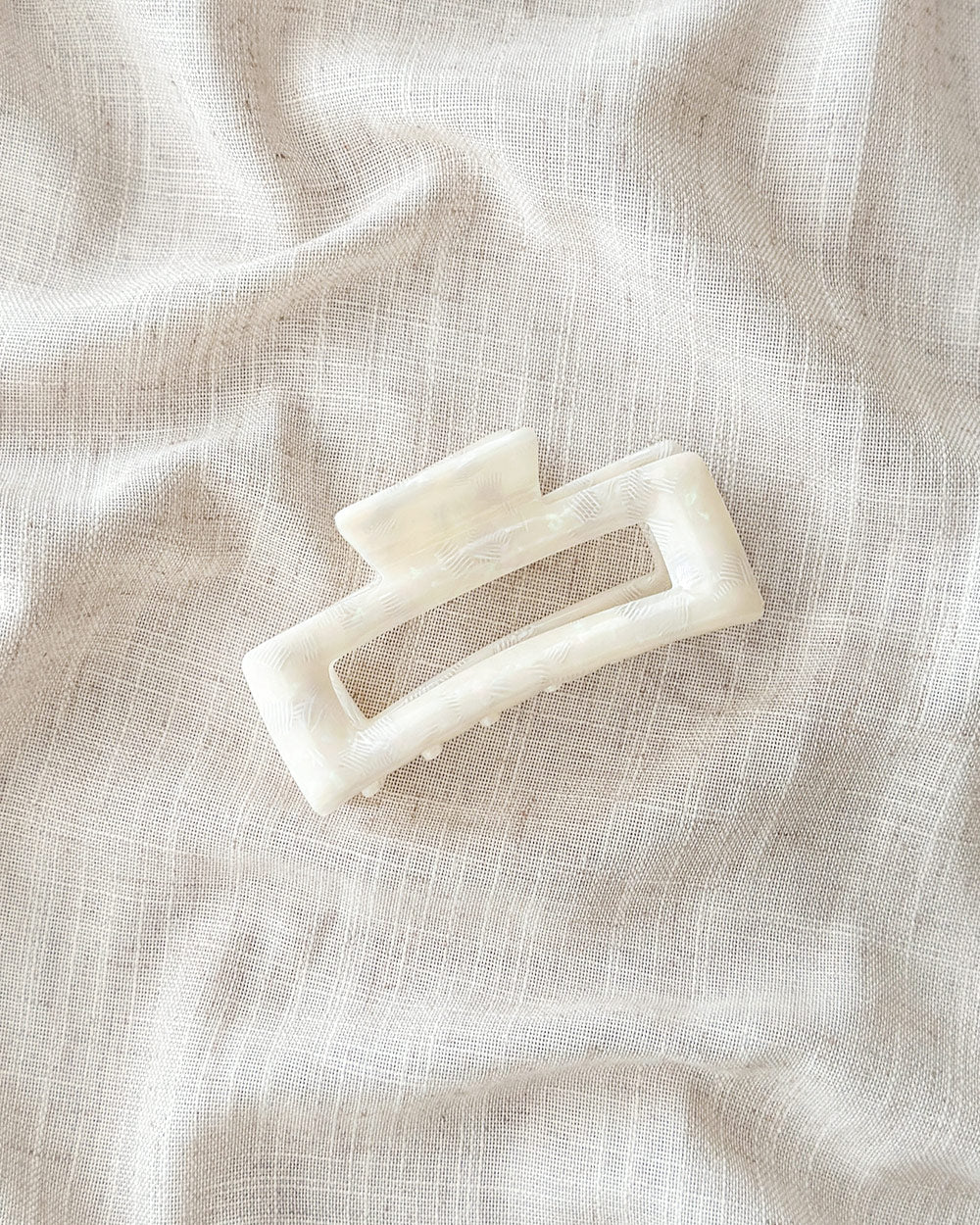 Monneret Hair Claw