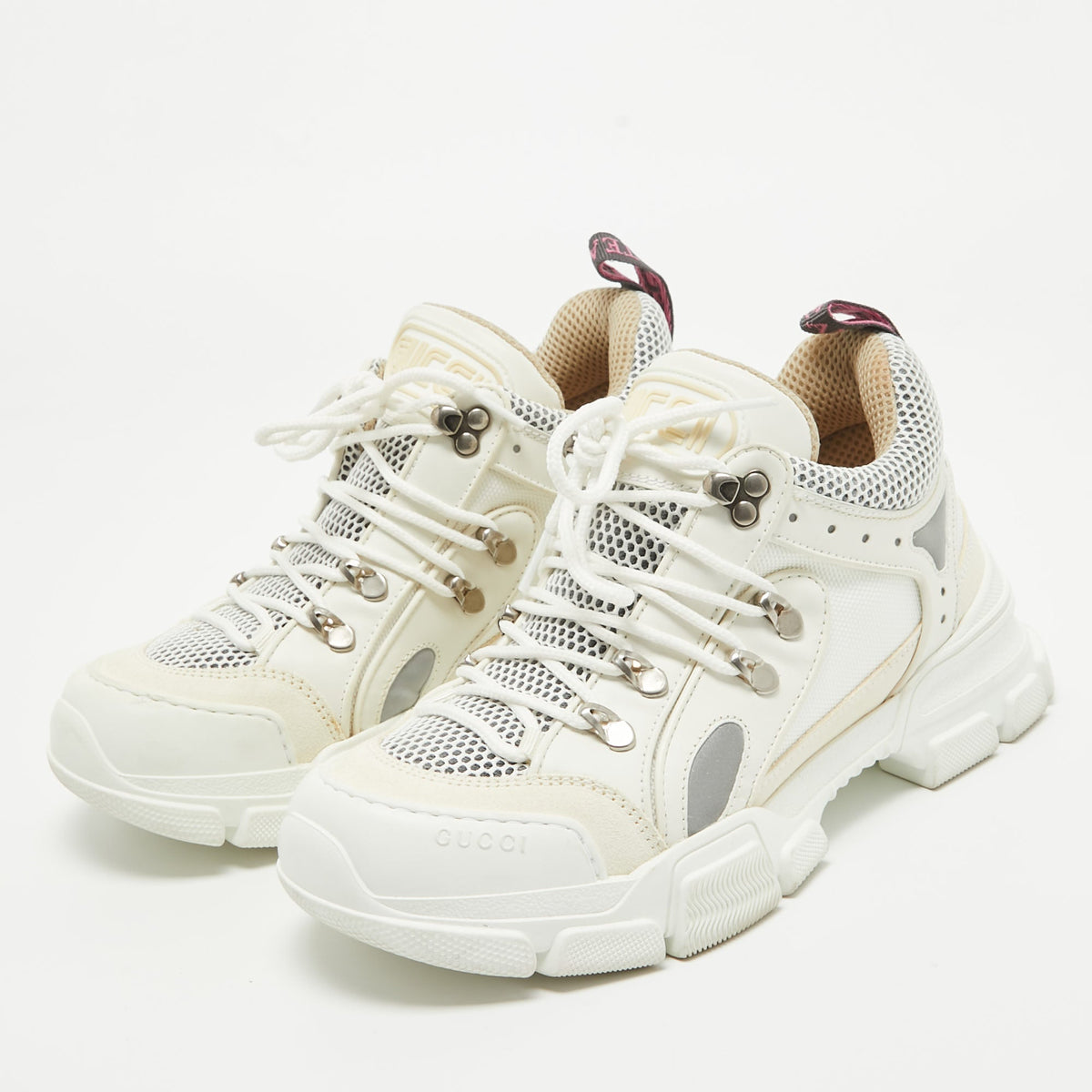Gucci Flashtrek Size 39.5 White Canvas  Mesh and Rubber Low Top Sneakers
