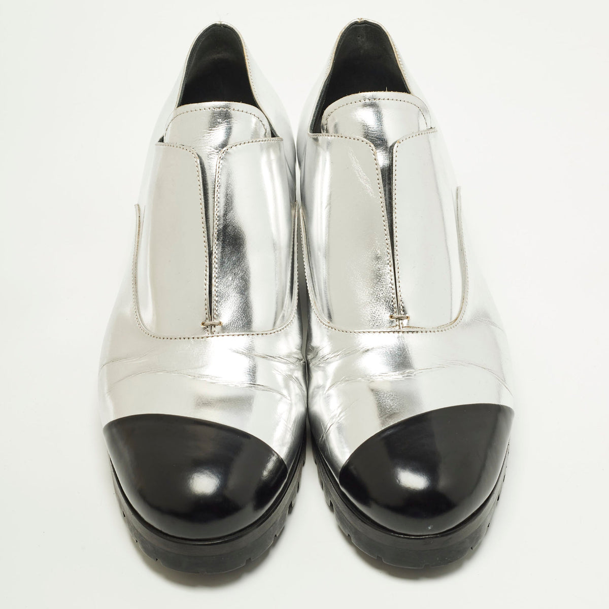 Miu Miu Size 38.5 Silver/Black Leather Slip On Derby