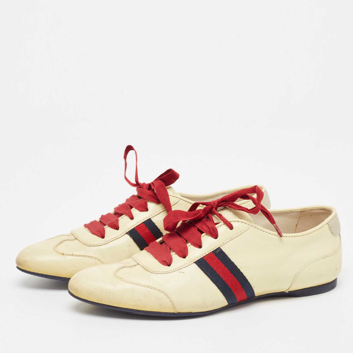 Gucci Size 36 Cream Patent Leather Lace Up Sneakers