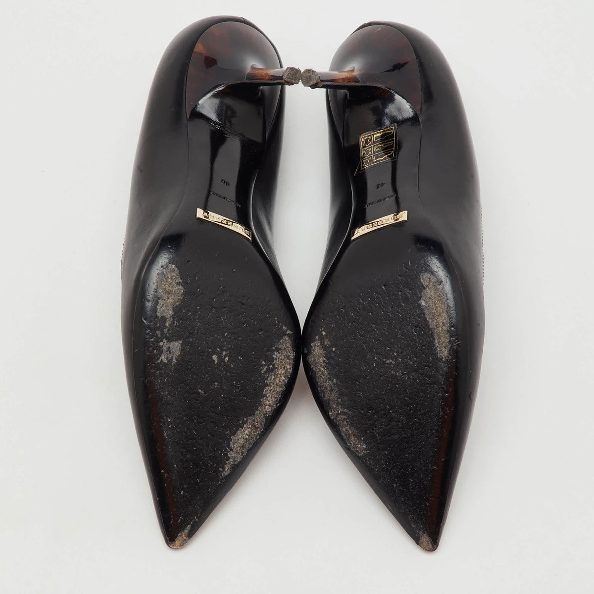 Burberry Black Leather Pointed Toe Pumps Size 40