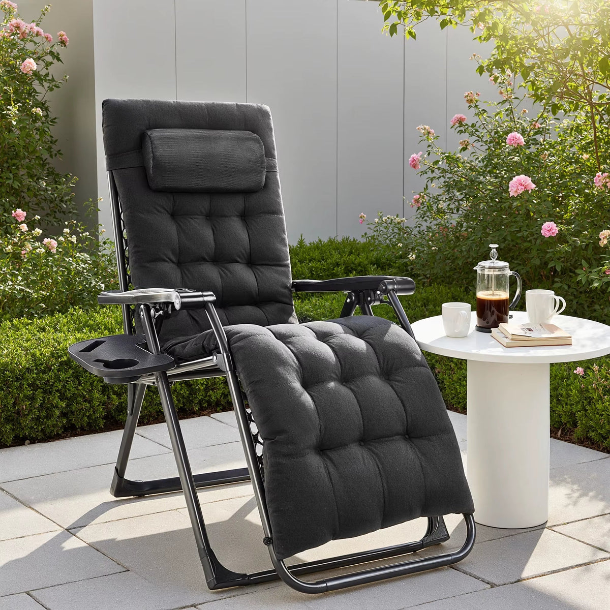Portable Zero Gravity Recliner Lounge Chair with Cup Holder Trays and Removable Cushion for Outdoor Use