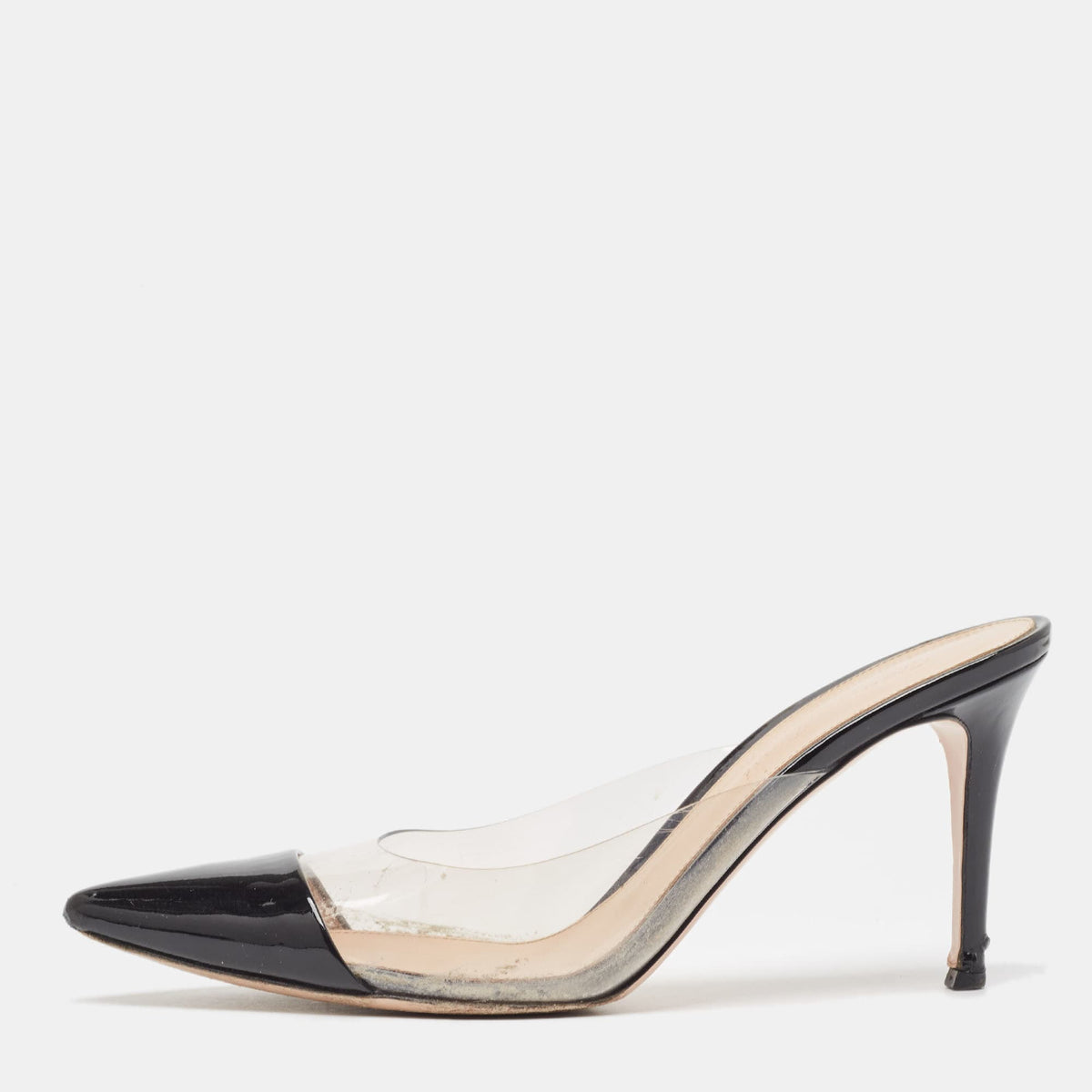 Gianvito Rossi Plexi Size 39 Black Patent Leather and PVC Mules