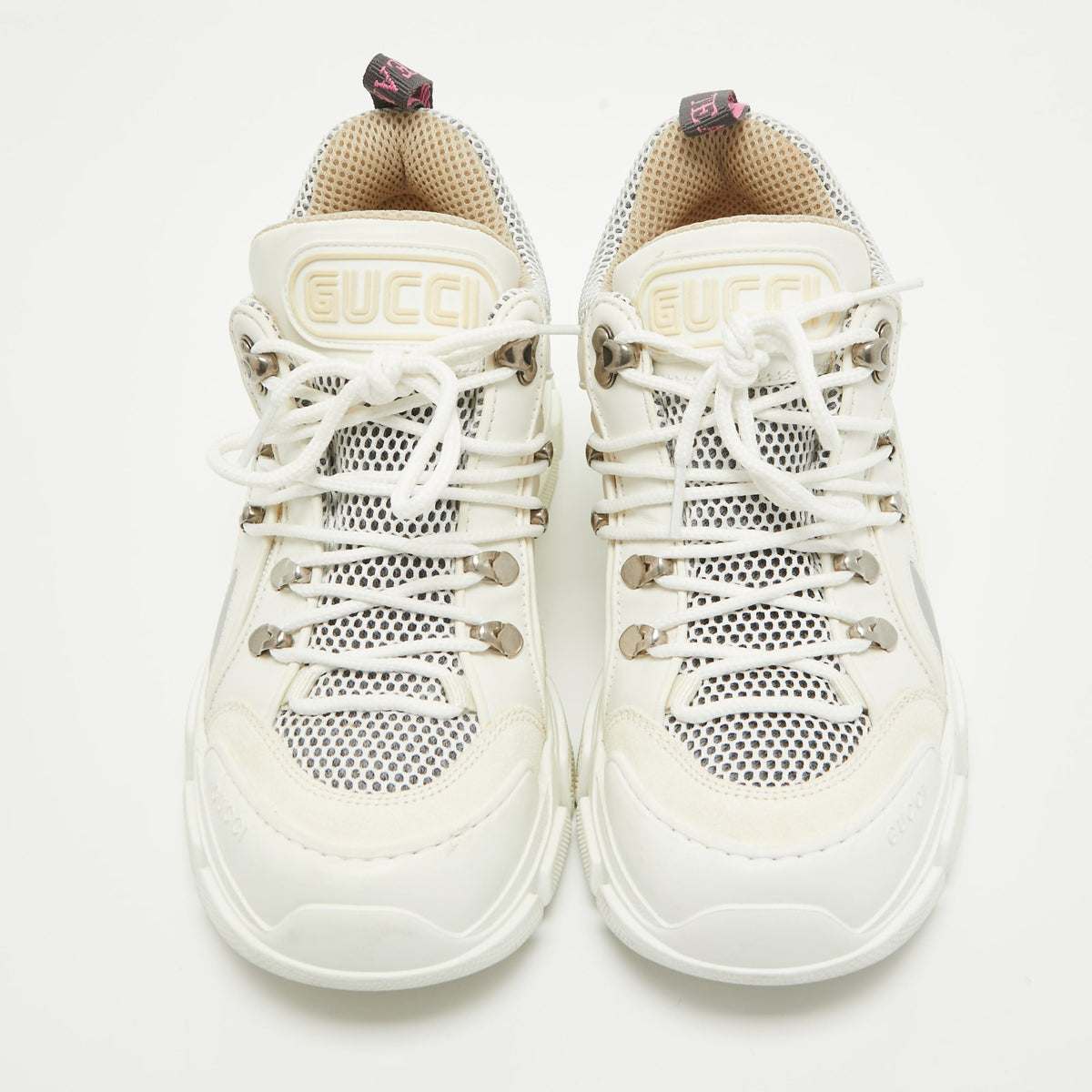 Gucci Flashtrek Size 39.5 White Canvas  Mesh and Rubber Low Top Sneakers