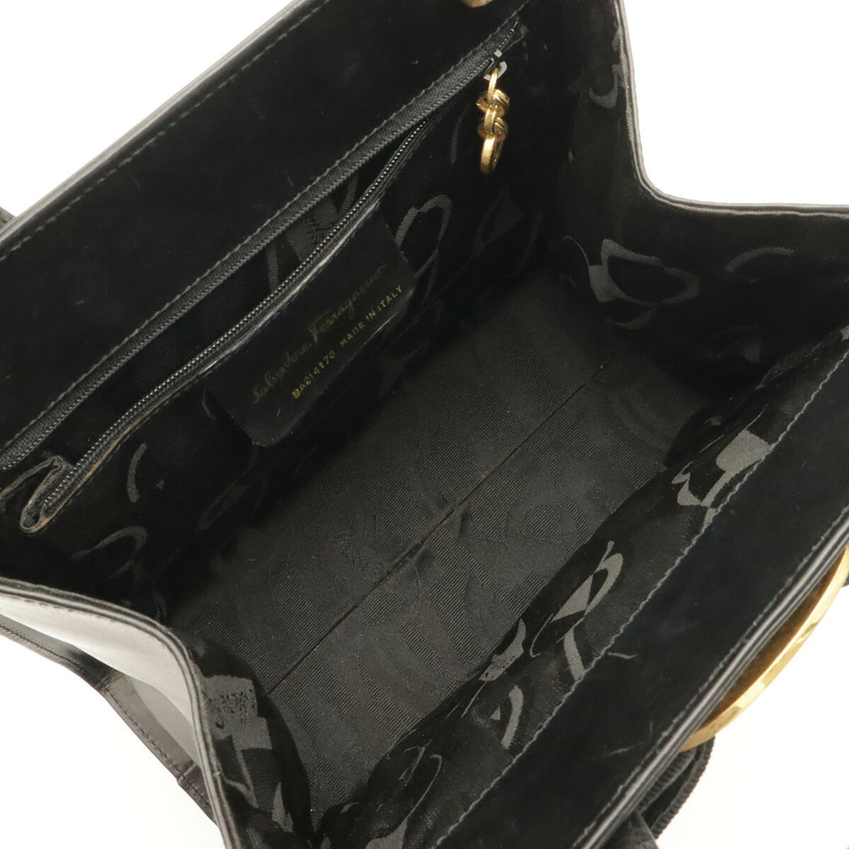 Salvatore Ferragamo Vara Leather Handbag (Pre-Owned)