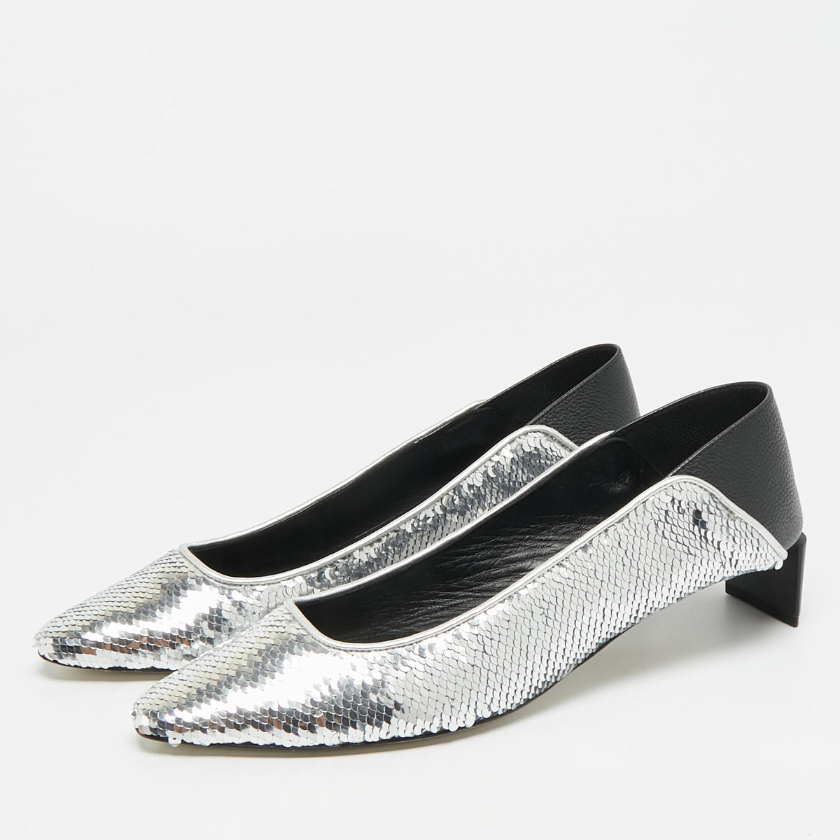 Loewe Size 38 Silver/Black Leather and Sequins Block Heel Pumps