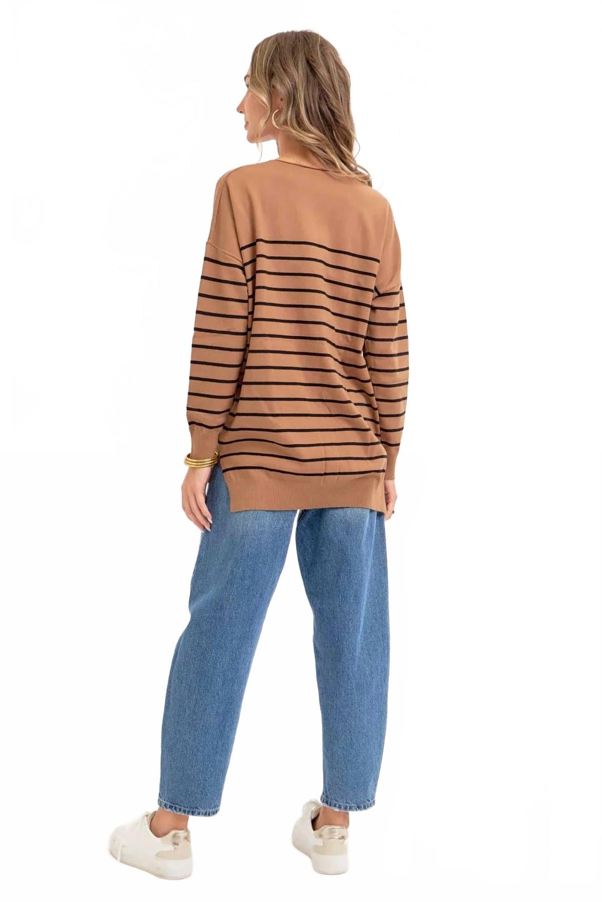 Striped V Neck Sweater In Camel/black
