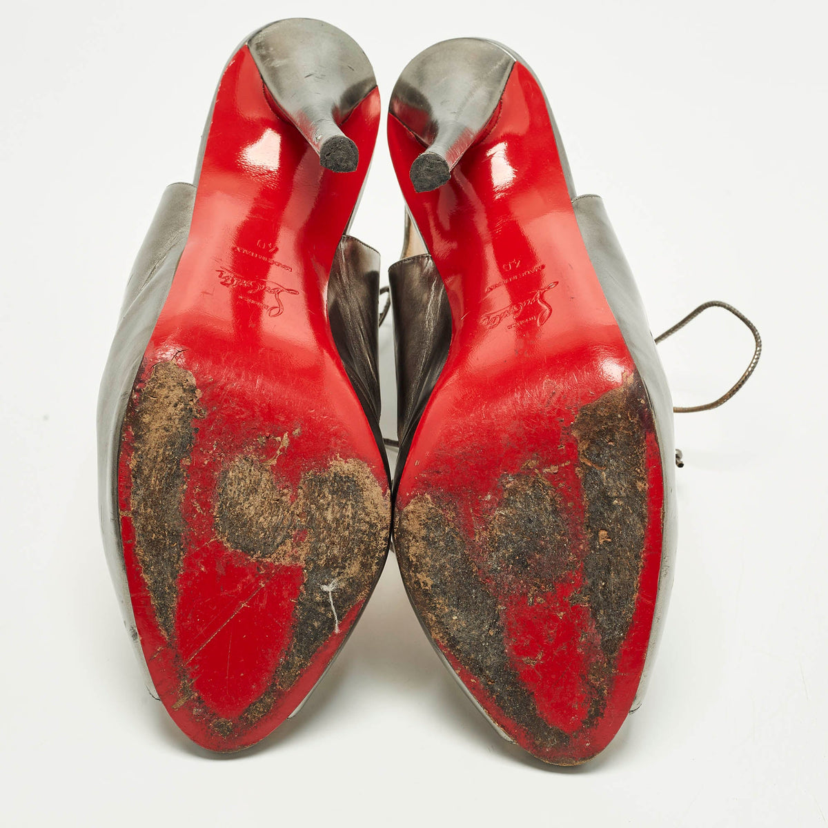 Christian Louboutin Size 40 Silver Leather Peep Toe Sandals