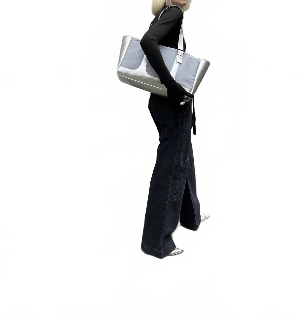 Women's Airport Sac Tote In Silver