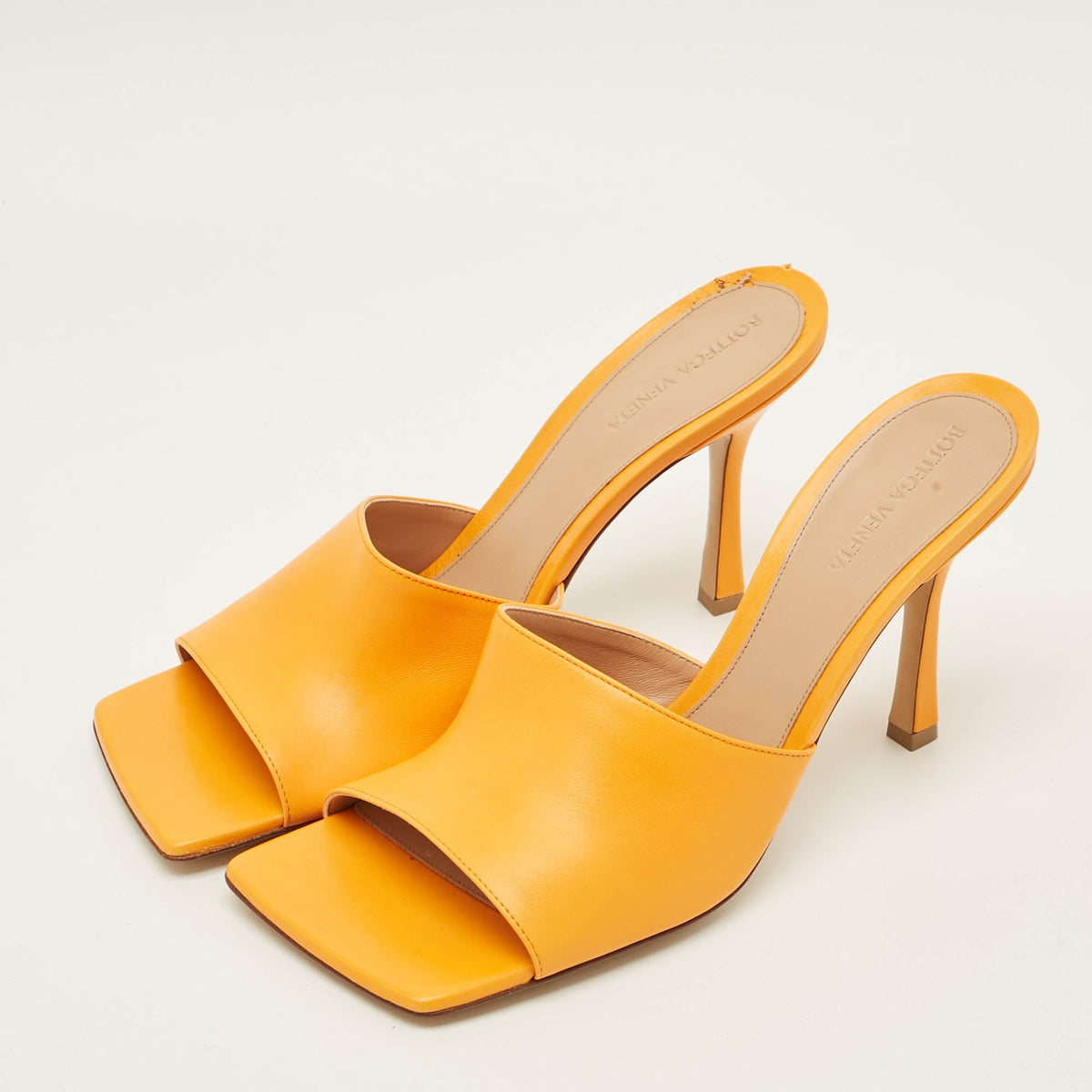 Bottega Veneta Stretch Size 41 Orange Leather Slide Sandals