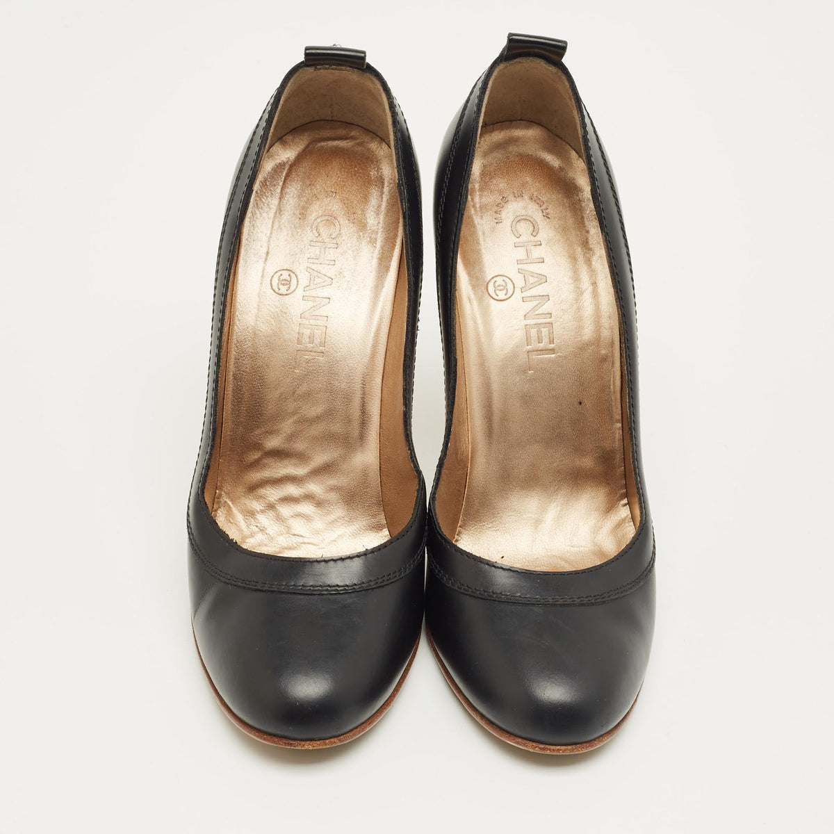 Chanel Black Leather Round Toe Pumps Size 37.5