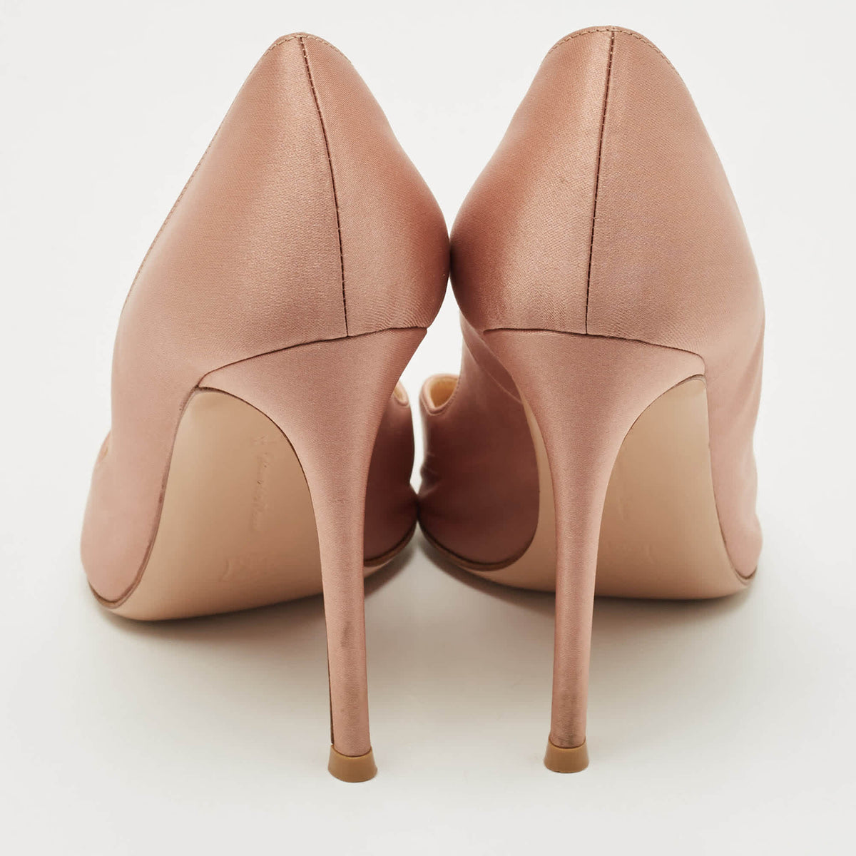 Gianvito Rossi Beige Satin 105 Pointed Toe Pumps Size 37.5